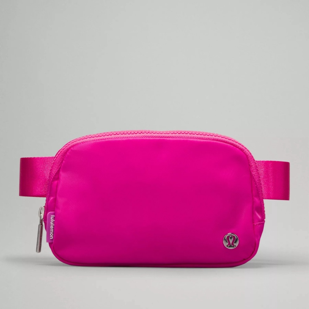 LULULEMON Everywhere Belt Bag in Neon Sonic Pink NEW